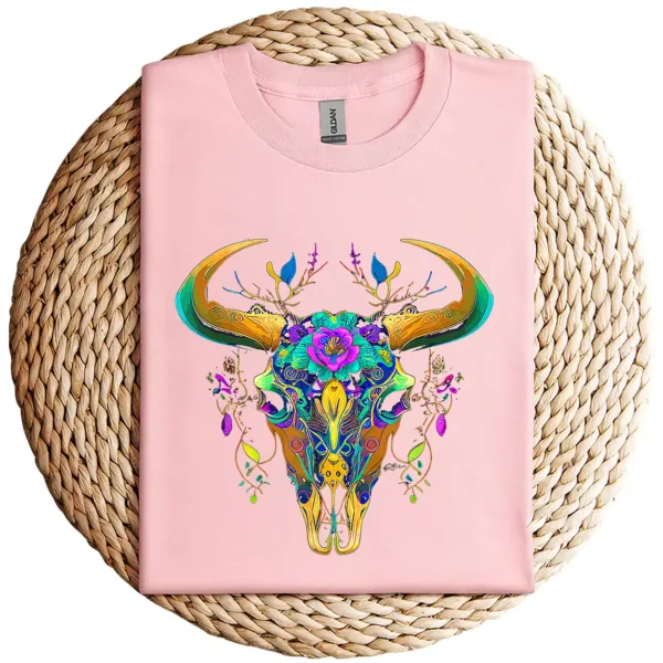 Art of the Cow Skull T-Shirt – Western Boho Bull Skull Graphic Tee – Southwestern Vintage Rodeo Shirt – Country Cowgirl Aesthetic Top