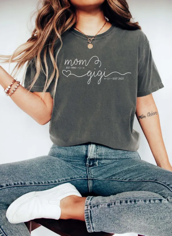 2-15-scaled-1.jpeg Mom Est Gigi Est Custom Shirt - Pregnancy Announcement Gift - Gigi T-Shirt - New Grandma Shirt - Pregnancy Reveal Gift for Mother's Day