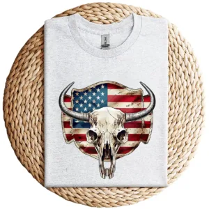 4-1-6.webp Vintage Cow Bull Cattle Skull T-Shirt – Western Patriotic US Flag Graphic Tee – Rodeo Country Style – American Flag Skull Shirt for Men & Women