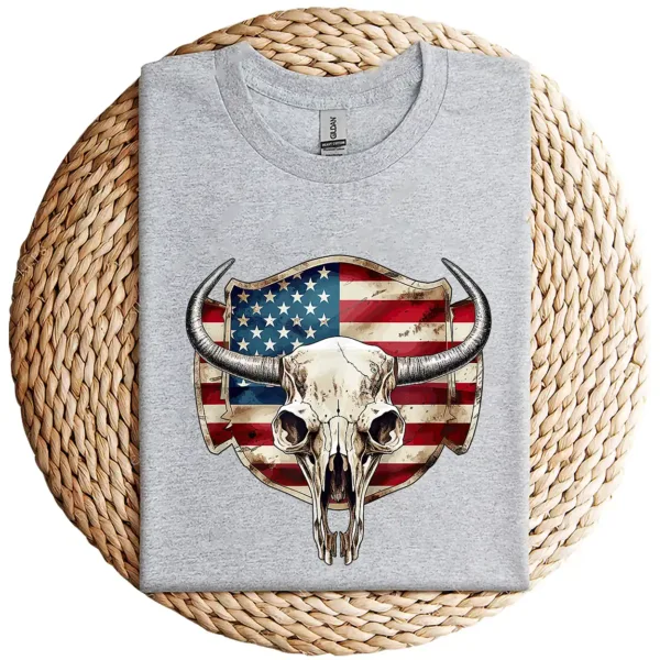 Vintage Cow Bull Cattle Skull T-Shirt – Western Patriotic US Flag Graphic Tee – Rodeo Country Style – American Flag Skull Shirt for Men & Women