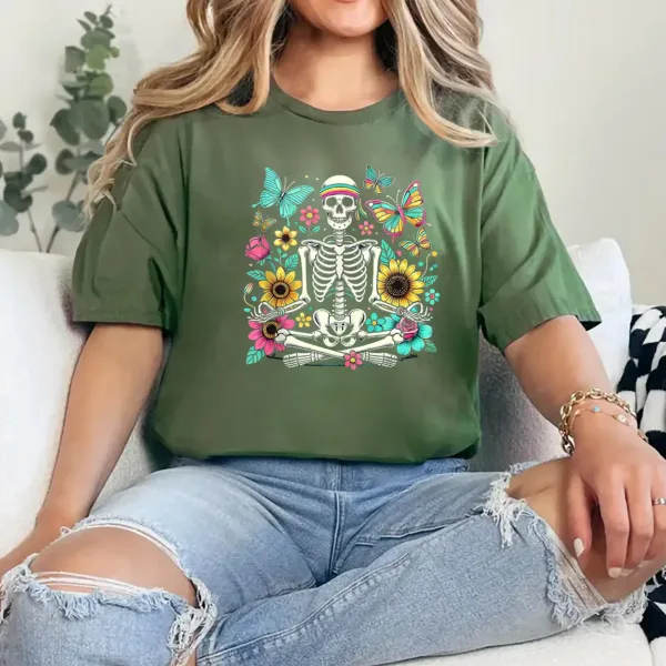 Meditating Skeleton Mama T-Shirt - Unisex, Gift for Halloween Day,  Gift for Mama