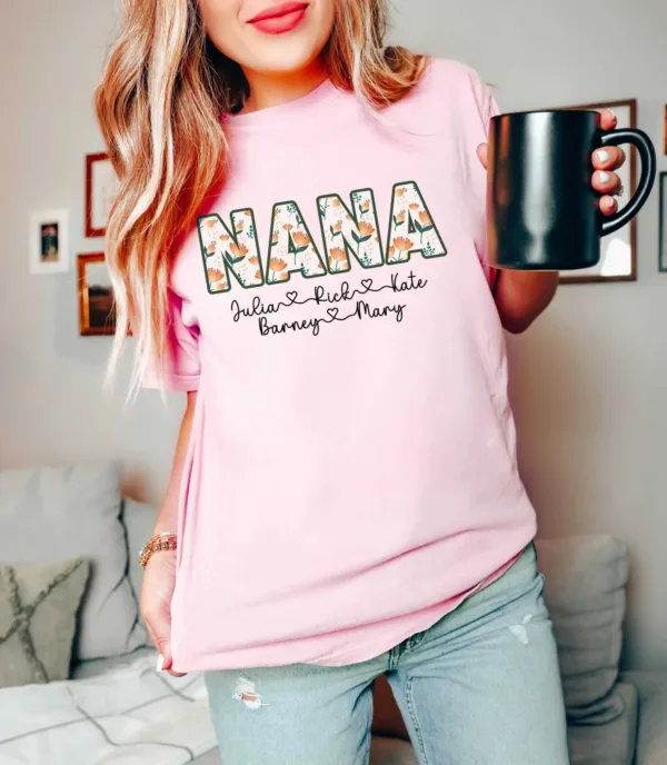 Custom Nana Shirt - Retro Personalized Nana Grandma Outfit - Cool Nana Gift for Her