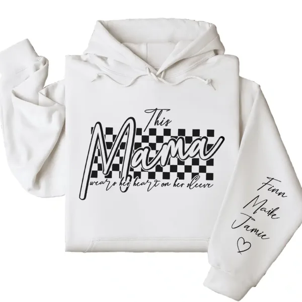 Retro This Mama Wears Her Heart on Her Sleeve Hoodie – Custom Checkered Heart Design with Kids’ Names, Personalized Mother’s Day Gift for Mom