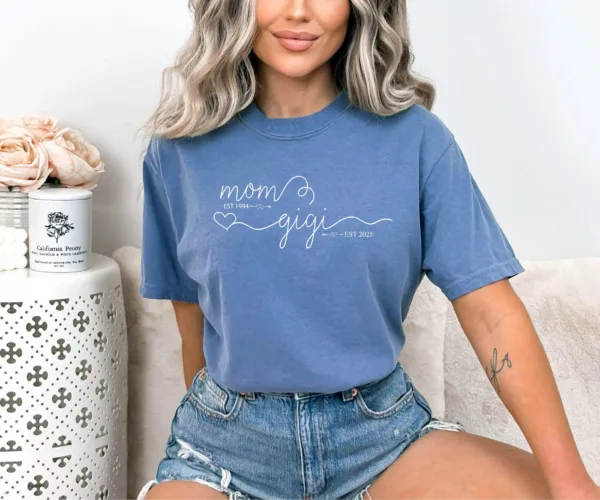 7-5.jpeg Mom Est Gigi Est Custom Shirt - Pregnancy Announcement Gift - Gigi T-Shirt - New Grandma Shirt - Pregnancy Reveal Gift for Mother's Day