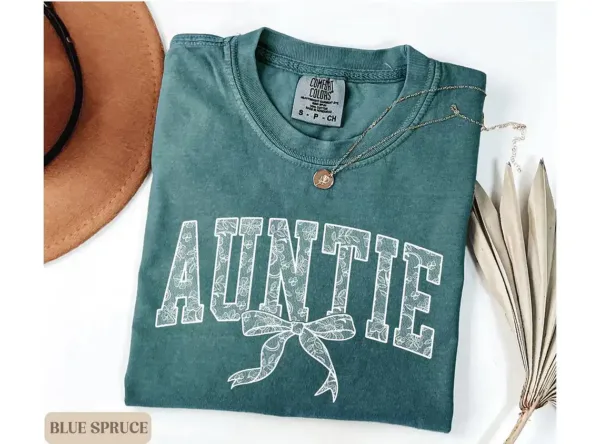 Auntie T-Shirt, New Aunt Gift, Retro Aunt Shirt, Baby Announcement Shirt, Cute Aunt Tee, Pregnancy Reveal, Gift for Aunt to Be