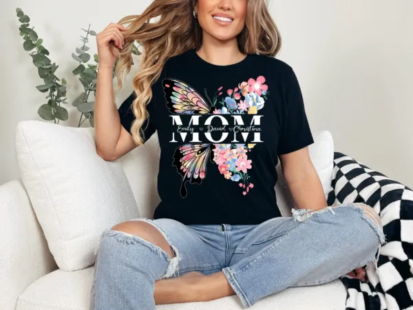 Personalized Butterfly Mom Shirt, Floral Mama Tee, Mothers Day T-shirt, Mama Shirt