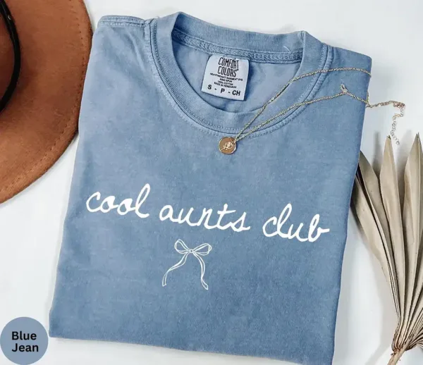 Cool-Aunts-Club-Shirt-12.webp Cool Aunt Club T-Shirt With Bow, Cute Auntie Shirts, Gift for Aunt, Pregnancy Reveal to Aunt Cool Aunt Club