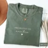 Auntie Shirt Comfort Colors, Pregnancy Announcement Gift, New Auntie Shirt, Tia, New Aunt Gift, Promoted to Auntie Shirt