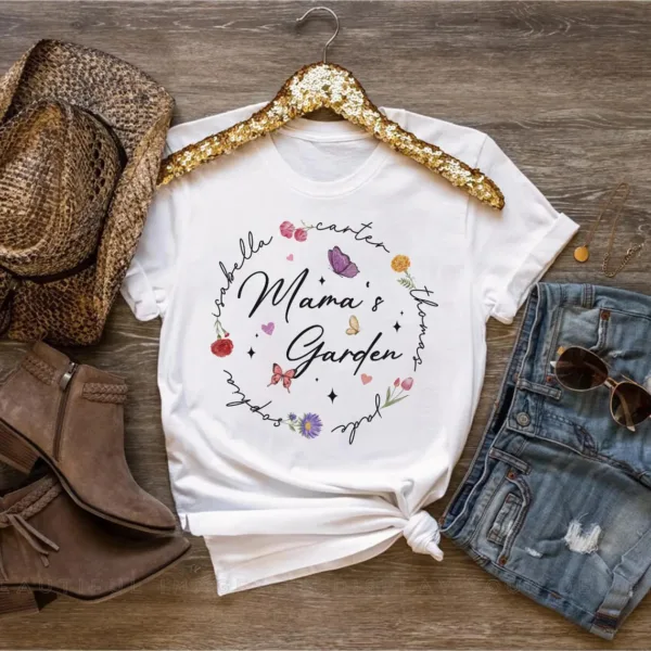 Custom Birth Month Flower Mom, Mama's Garden, Floral Mama T-Shirt, The Best Idea for Mother's Day Gift
