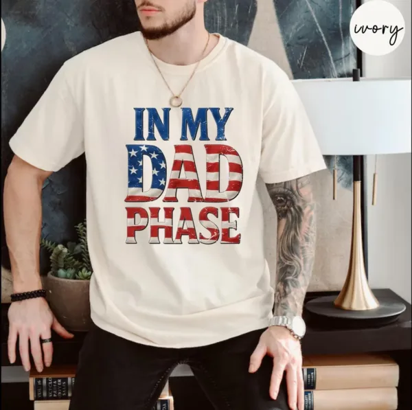 Daddy-4th-of-July-Shirt-2.webp Daddy 4th of July T-Shirt, Cute Fathers Day Gift For Dad, New Dad Shirt, Dad Est 2025 T-Shirt, Pregnancy Announcement for Dad, USA