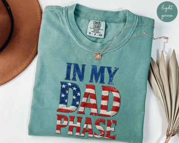 Daddy-4th-of-July-Shirt-3.webp Daddy 4th of July T-Shirt, Cute Fathers Day Gift For Dad, New Dad Shirt, Dad Est 2025 T-Shirt, Pregnancy Announcement for Dad, USA