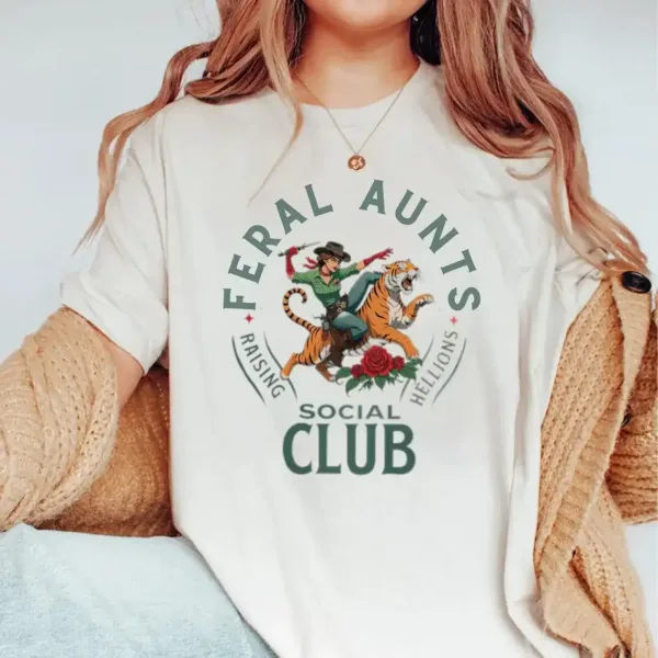 Feral-Aunt-Social-Club-4.webp Feral Aunt Social Club, Pregnancy Reveal to Sister Auntie T-Shirt Cool Aunt, Retro Aunt Shirt, Pregnancy Annoucement, New Aunt, Sister Gift