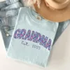 Floral-Grandma-Shirt-Grandma-Est-2025-Shirt-4.webp Floral Grandma T-Shirt, Grandma Est 2025 Shirt, Comfort Colors Grandma Shirt, Gift for Grandma, Pregnancy Announcement, Mother's Day, Grandma