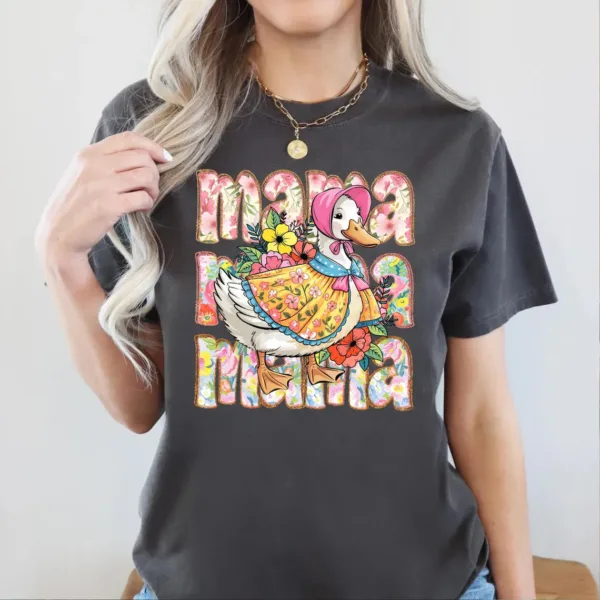 Cute Mama Coquette, Goose Lover, Mother's Day, Girly T-Shirt ? The Best Mother 's Day Gift