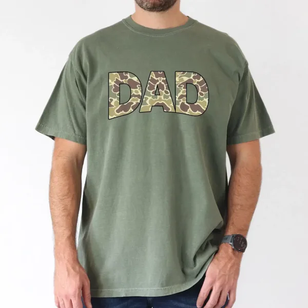 Mens-Retro-Camo-Dad-T-Shirtd-1.webp Camo Dad T-shirt, Dad Gift, The Best Father's Day Gift