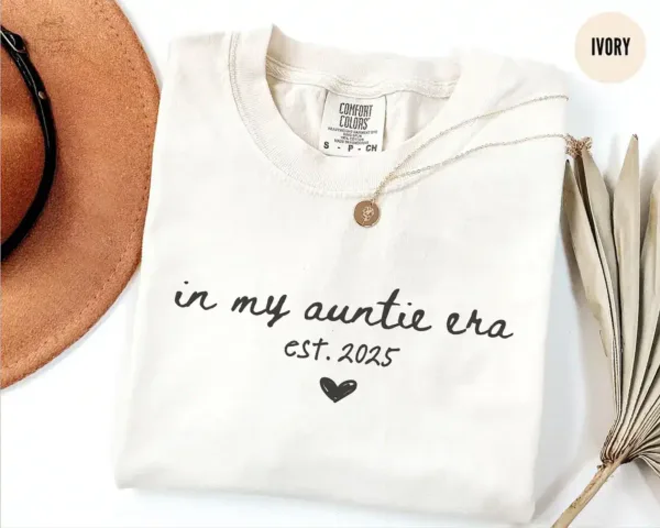 Personalized-Auntie-Est-2025-4.webp Personalized Auntie Est 2025 Shirt Comfort Colors? In My Auntie Era T-shirt, Cool Aunt Club, Pregnancy Announcement, Aunt Birthday Gift