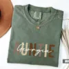 Personalized-Auntie-T-shirt-1.webp Personalized Auntie T-shirt, Auntie Shirt, Trendy Aunt Outfit, Cool Auntie Clothing's, Matching Family Tees, New Aunt Gifts