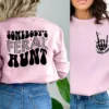 Somebody's Feral Aunt Sweatshirt, Cute Aunt Gift, Somebody's Feral Aunt Sweatshirt, Cool Aunt Shirt, Auntie Crewneck