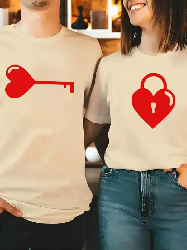 Couple Matching T-Shirt With Romantic Heart Key and Keychain Print Design, The Best Family Matching Gift