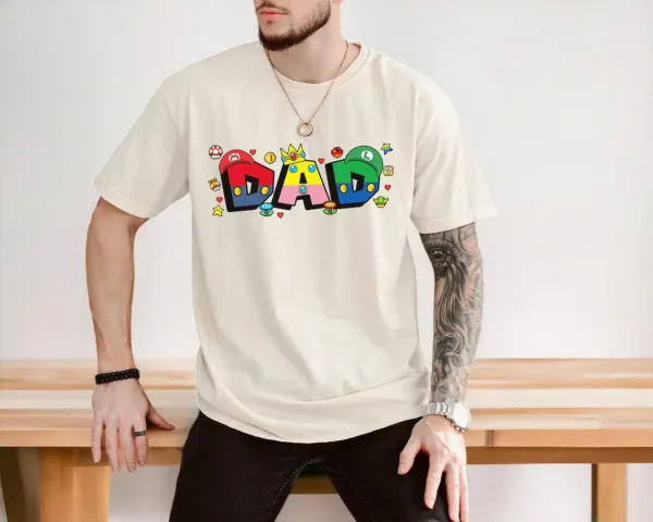 Super Gamer Dad T-Shirt ? Fun Retro Gaming Father?s Day Tee