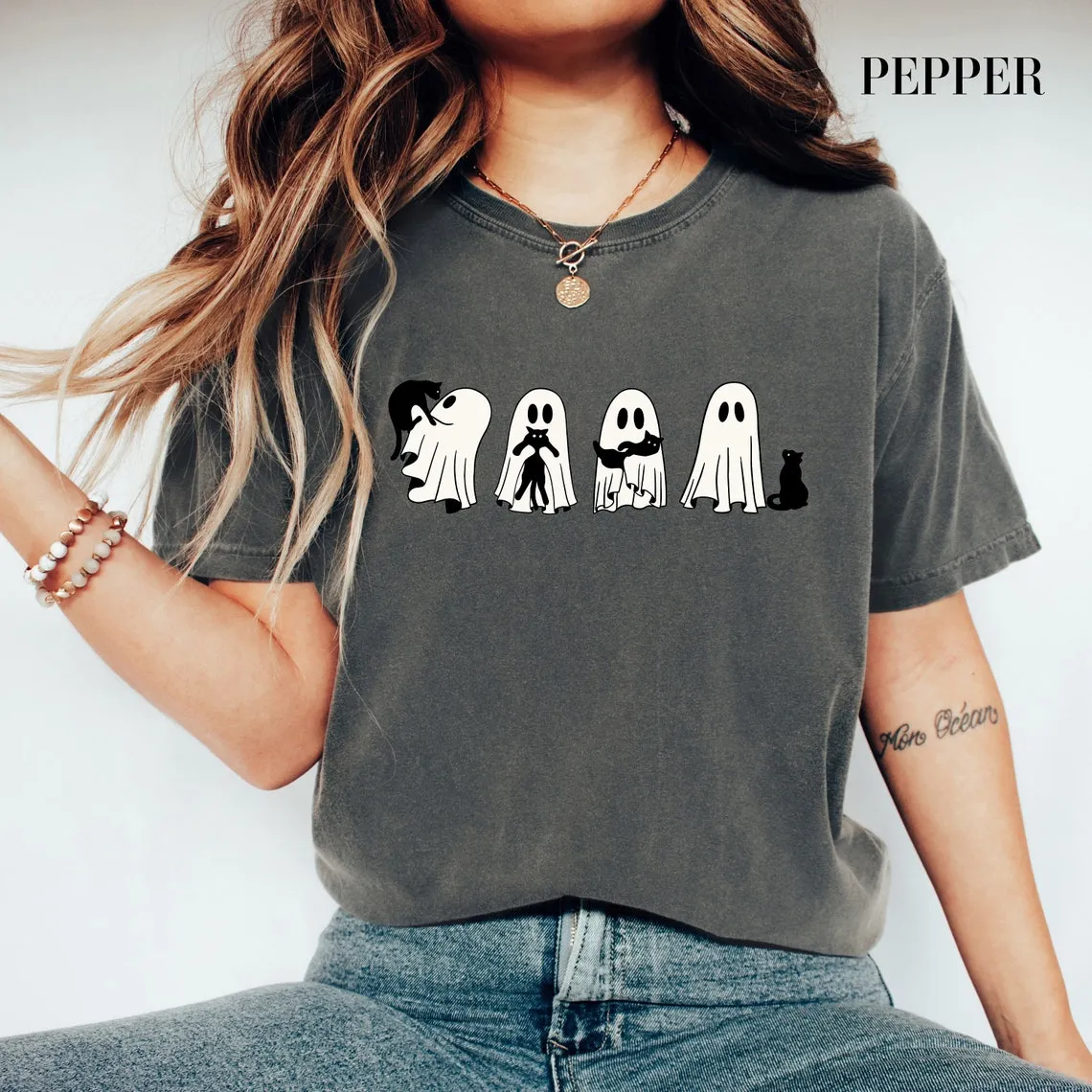 Black Cat & Ghost Halloween T-Shirt