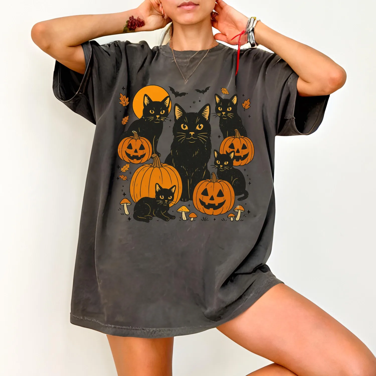 Retro Black Cat & Pumpkins Halloween T-Shirt