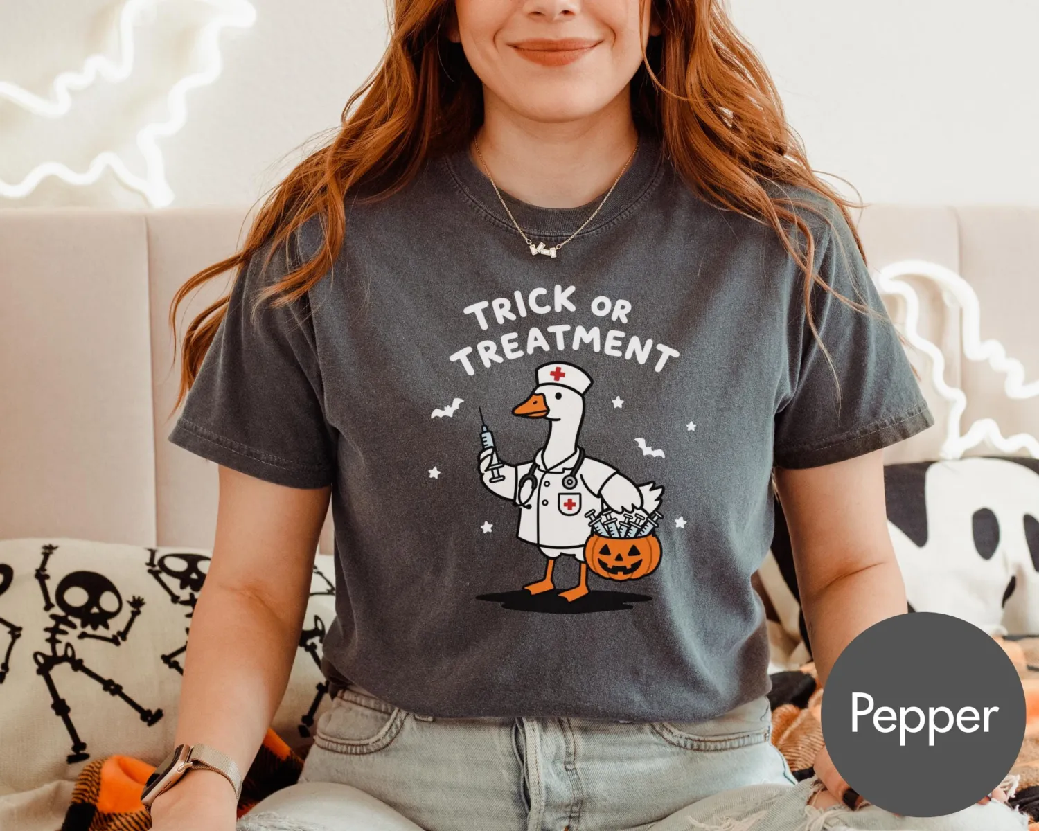 Trick Or Treatment Funny Goose Nurse Halloween T-Shirt Trick Or Treatment Funny Goose Nurse Halloween T-Shirt