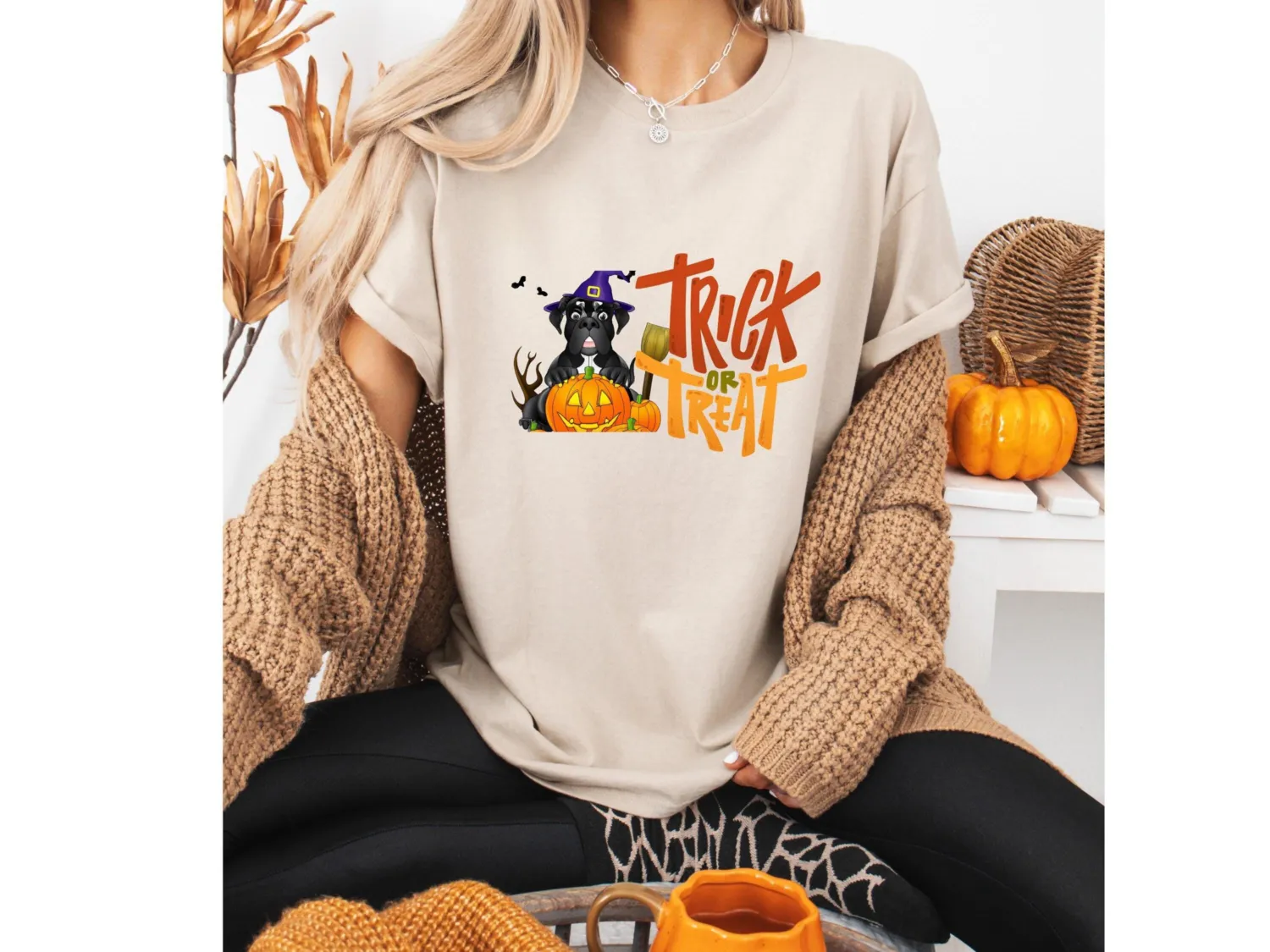 Funny Trick or Treat Mastiff Halloween T-Shirt