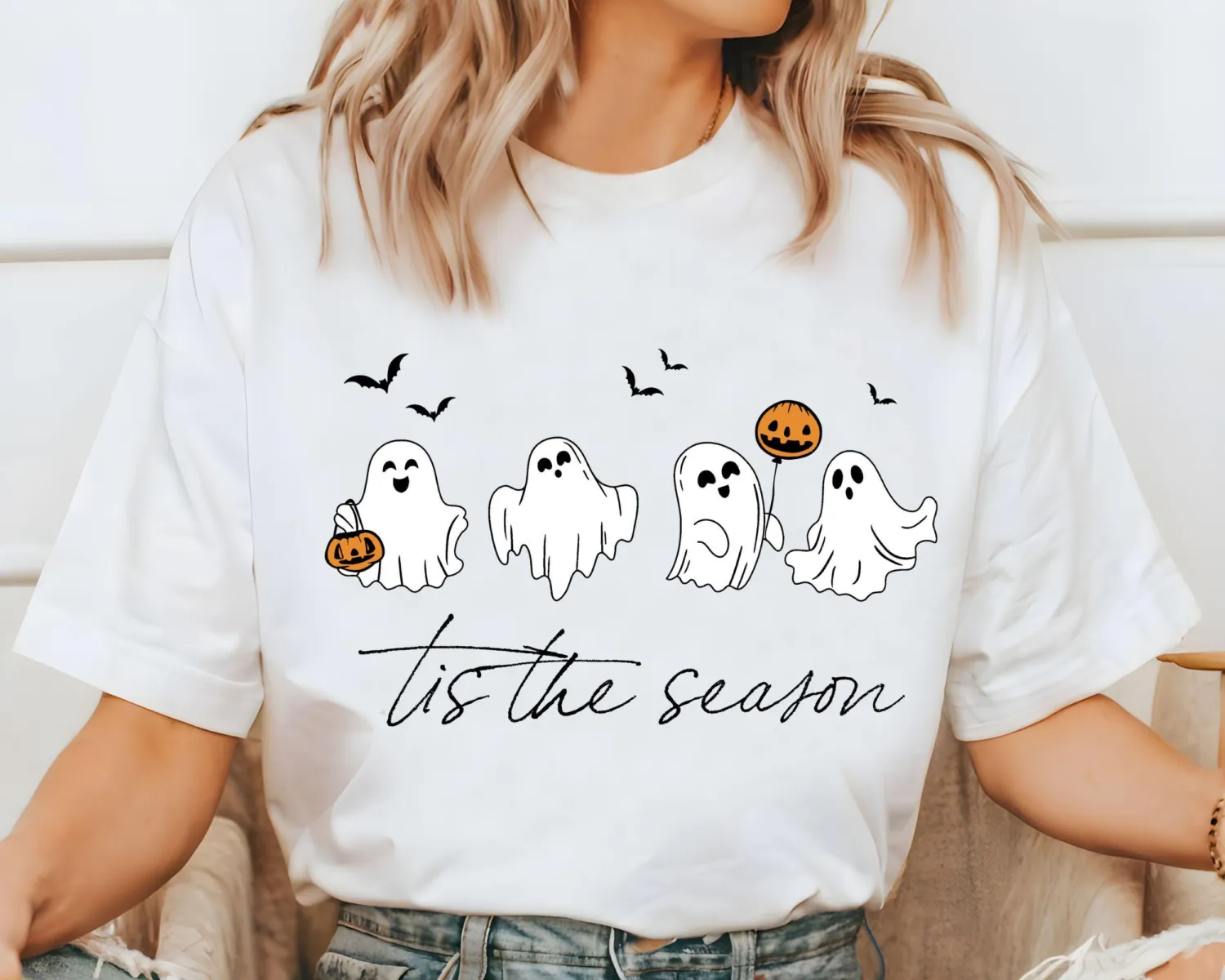 Tis The Season Retro Ghost Halloween T-Shirt