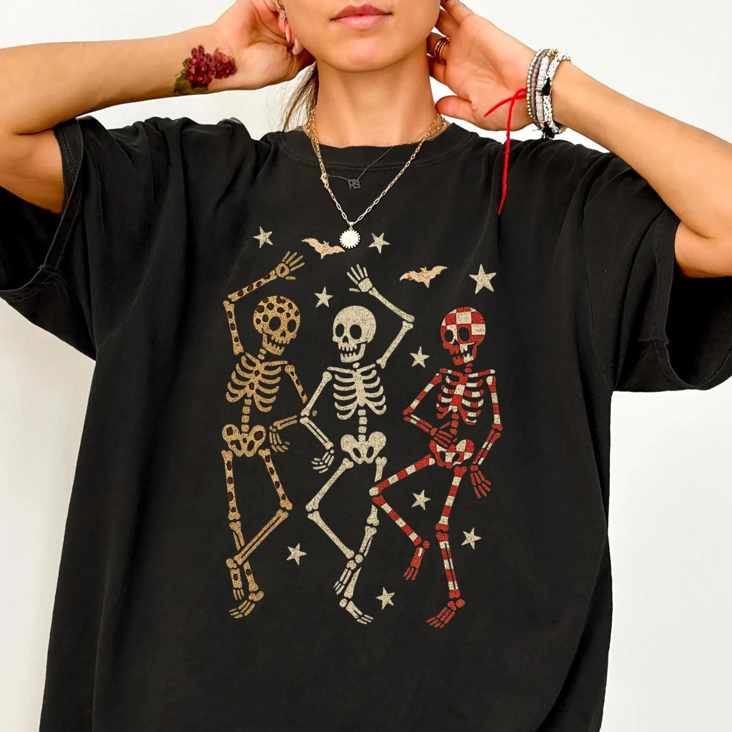 Retro Dancing Skeleton Halloween T-Shirt