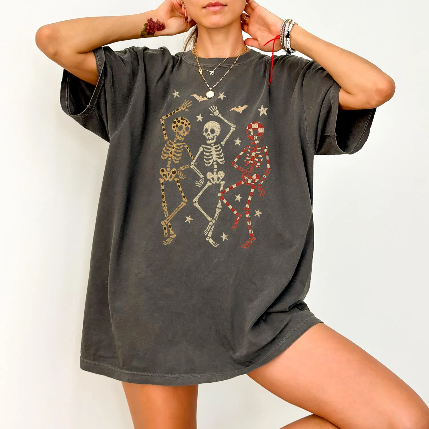 Retro Dancing Skeleton Halloween T-Shirt