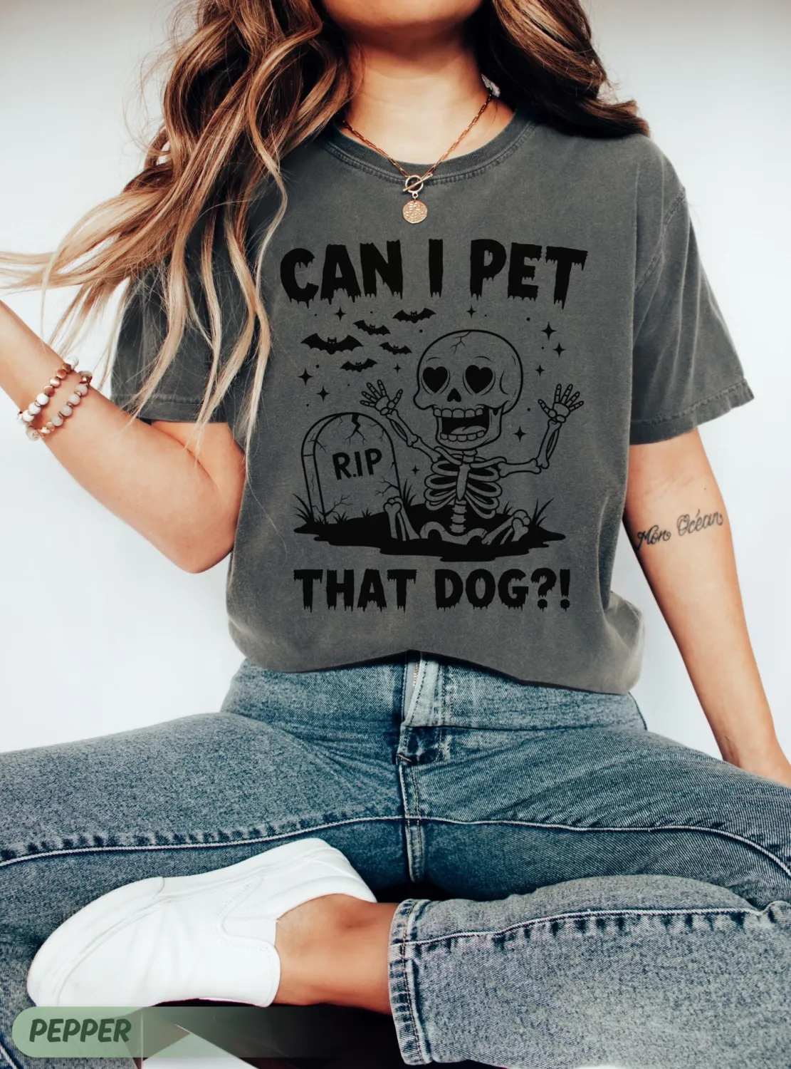 Retro Skeleton Dog Mama Halloween T-Shirt