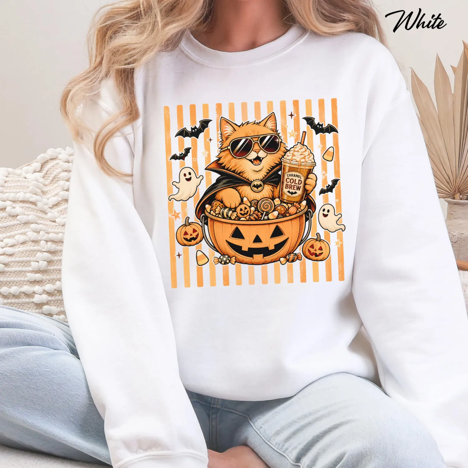 Vintage Halloween Cat Sweatshirt